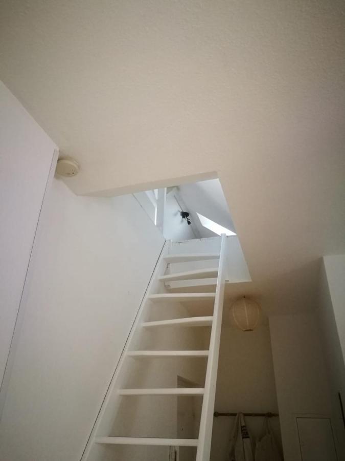 45 M² Maisonette-Wohnung In Uni-/Hauptbahnhofnaehe Duisbourg Extérieur photo