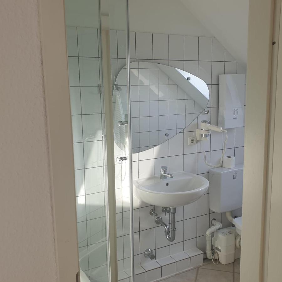 45 M² Maisonette-Wohnung In Uni-/Hauptbahnhofnaehe Duisbourg Extérieur photo
